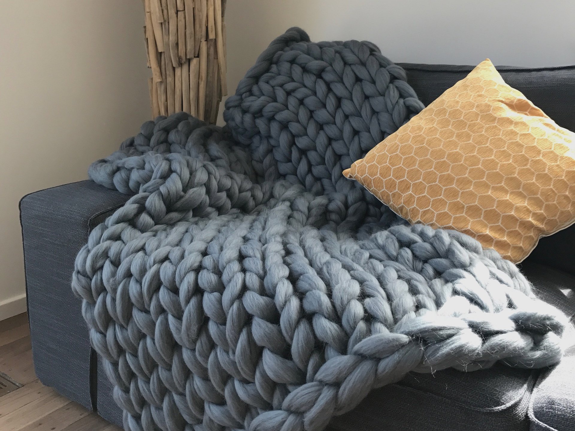 Comfortable and warm throw in pure merino wool ComfyWool